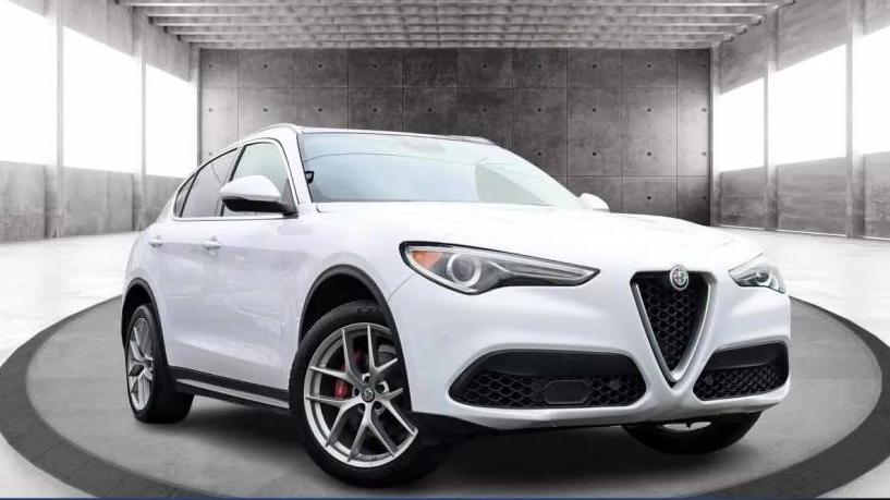 ALFA ROMEO STELVIO 2018 ZASFAKBN0J7B84755 image